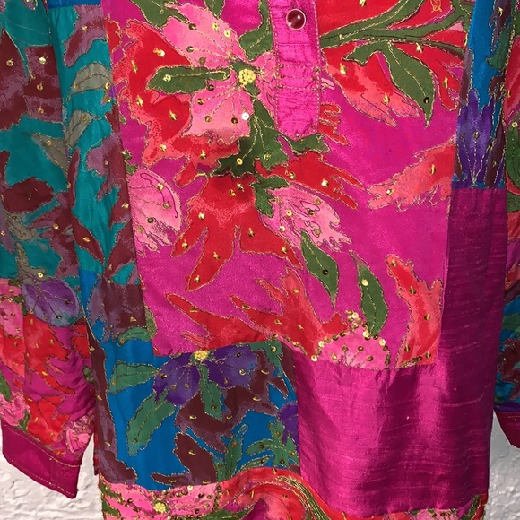 🦋OOAK Rainbow Patchwork Silk Embellished Tunic Top - Picture 4 of 16